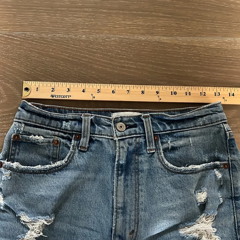 Abercrombie & Fitch Curve Love High Rise Mom Short | 2 - Picture 7 of 7